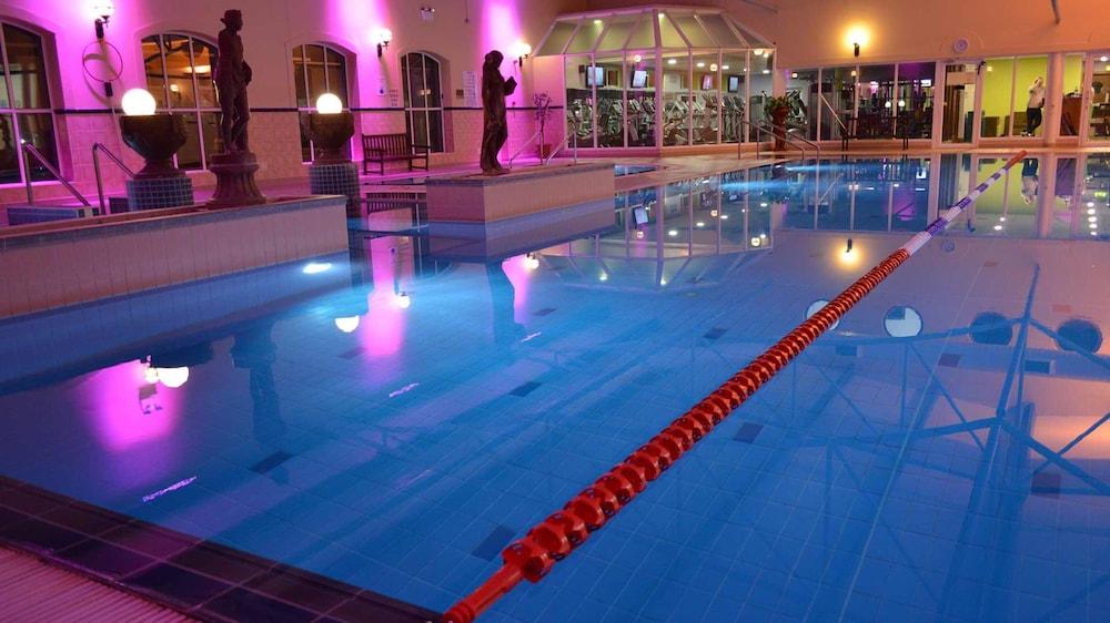 Treacys West County Conference And Leisure Centre Hotell Ennis Exteriör bild